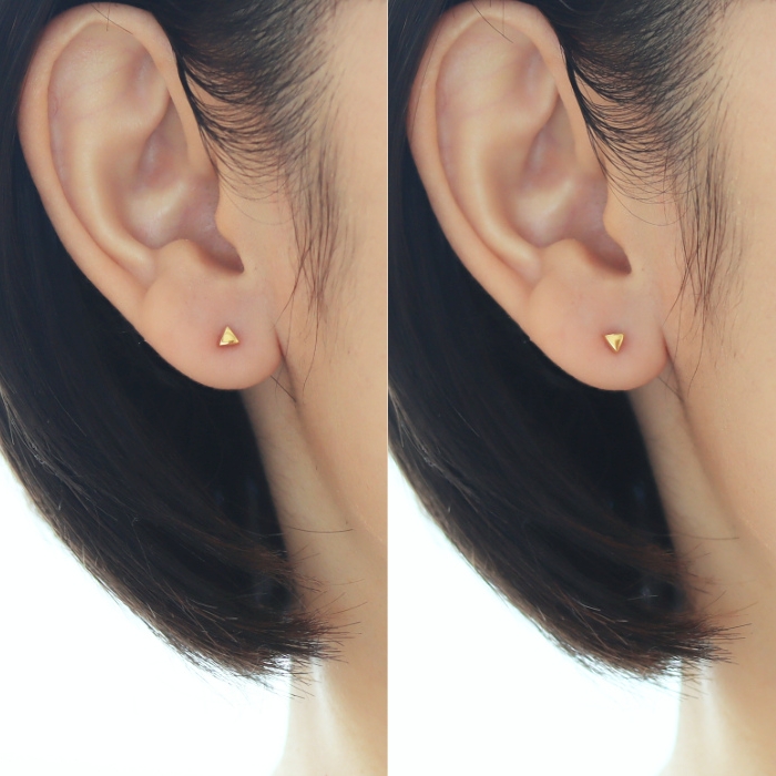 ゴールドカラーの純チタンピアス『カケラ』