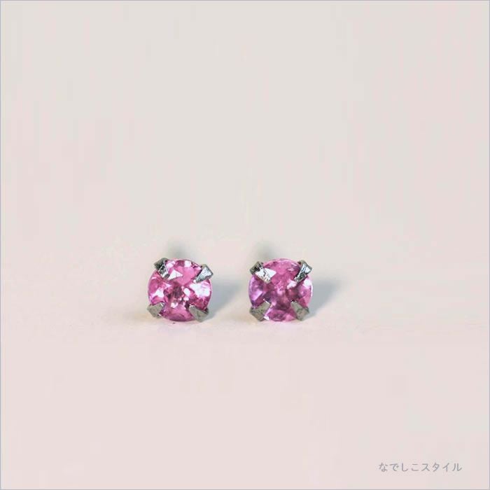 ピンクトルマリン/チタンピアス（スタッドピアス）