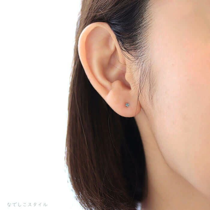 一粒キュービックジルコニア「アクアマリン」ちょっと控え目2mm