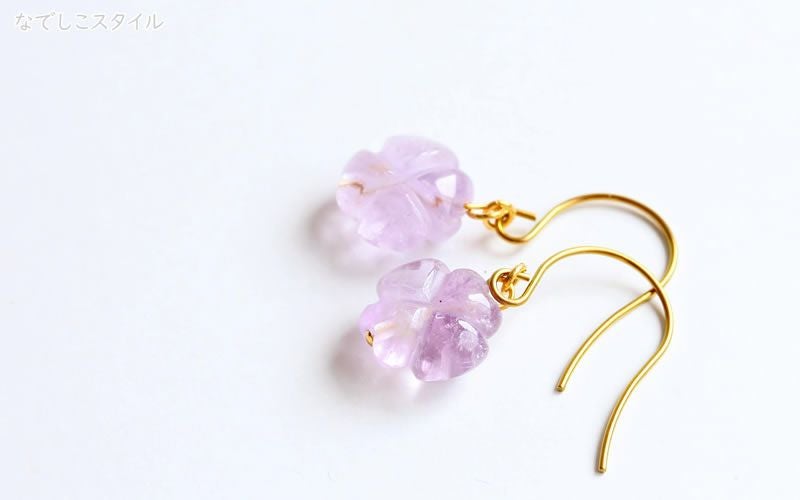 四つ葉のクローバー「ラベンダーアメジスト」 チタンピアスの通販SHOP