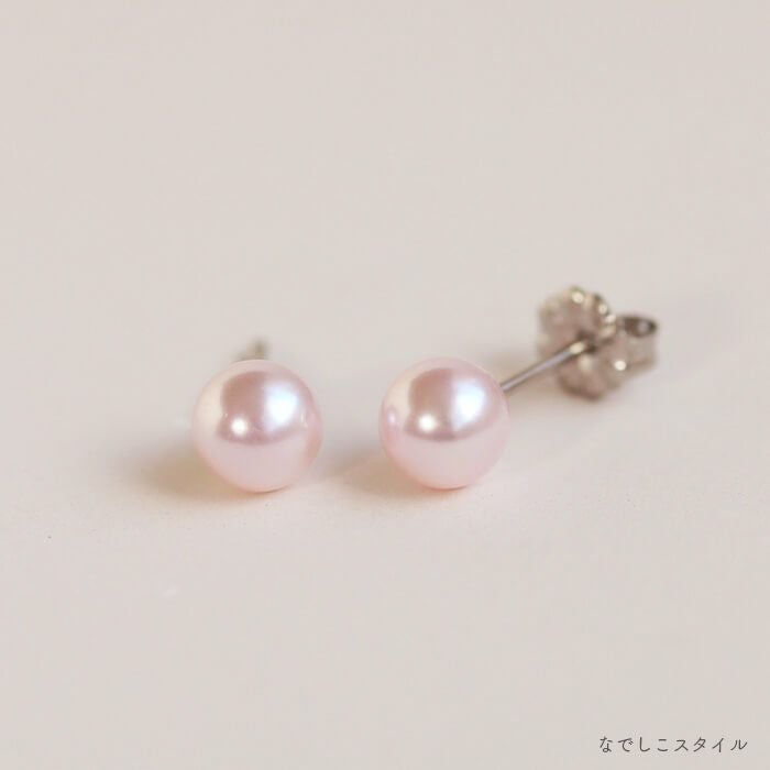 純チタン素材の金属アレルギー対応ピアス桜色グラスパール6ミリの全体イメージ写真