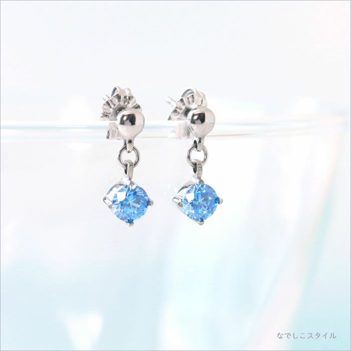 ジルコニアが揺れるスタッドピアス「エクラ/マリンブルー」 チタン