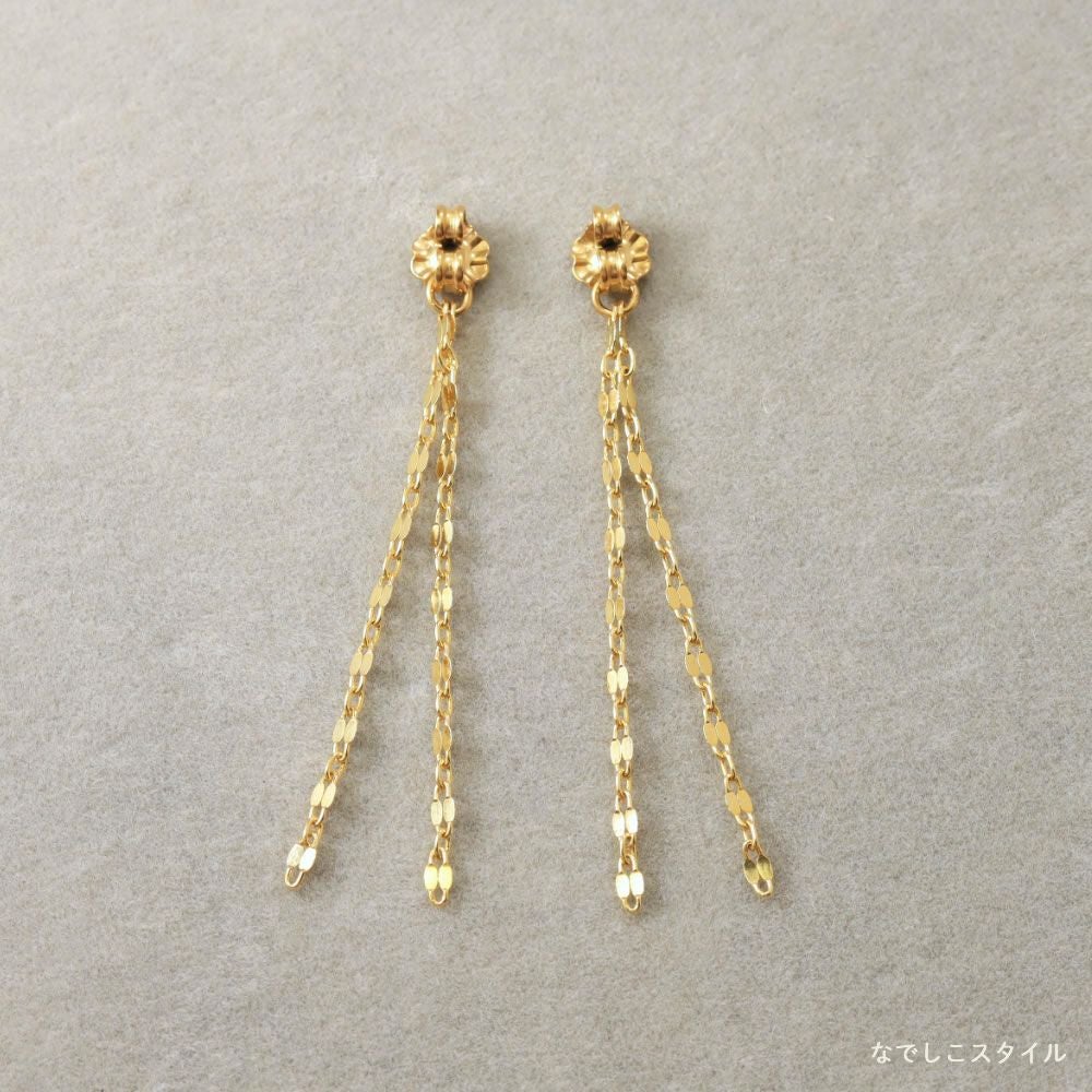 セカンドピアスのキャッチに着けられるフリンジチェーンバックキャッチのゴールドカラーのを正面から見たイメージの画像