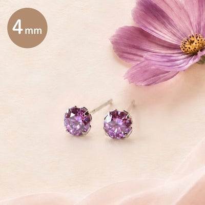 高純度チタンピアス、プラチナ軸の一粒キュービックジルコニア「秋桜」４mm、ニュアンス画像